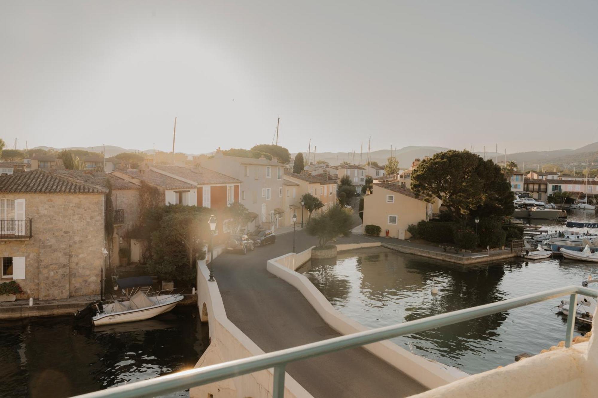 Huebsches Haus Direkt Am Wasser, St. Tropez 15 Min! Villa Grimaud Buitenkant foto